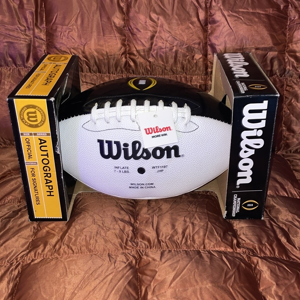 NWT Wilson National Championship Autograph for signatures Football. - Picture 7 of 7